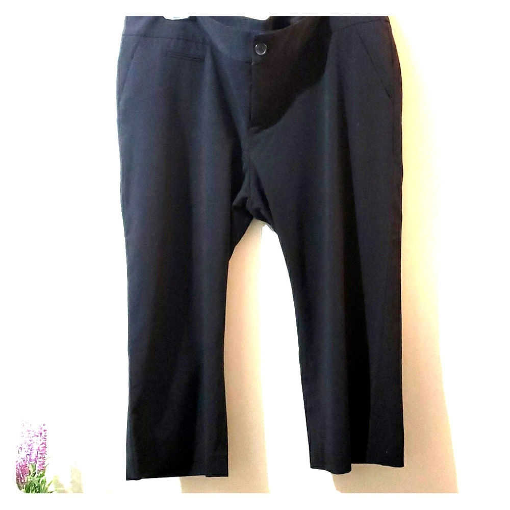 Black 14 capri dress pants